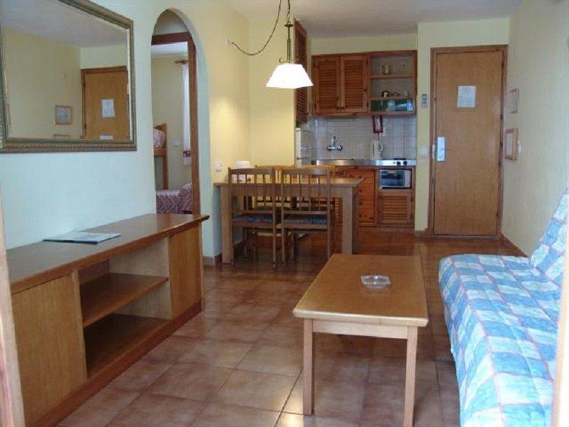 Seth Sa Mirada Aparthotel Arenal d'en Castell Exterior photo